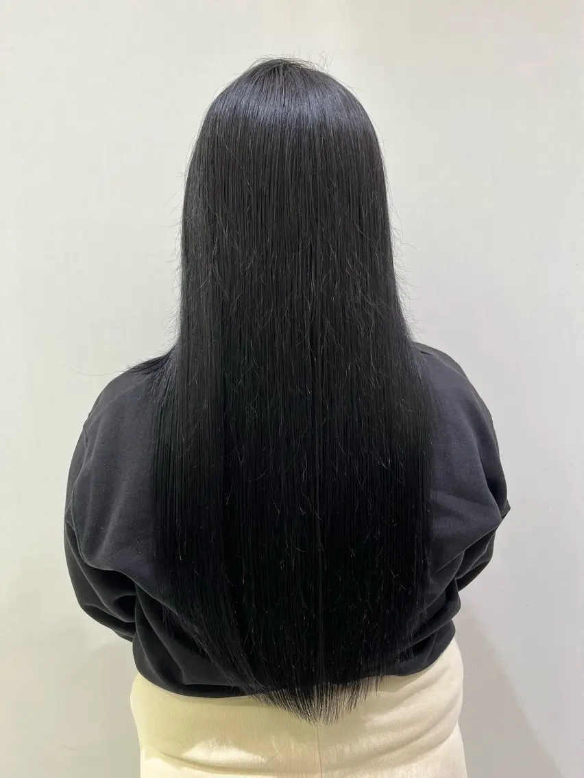ロング カット 縮毛矯正 トリートメント 伊佐 愛のヘアスタイル