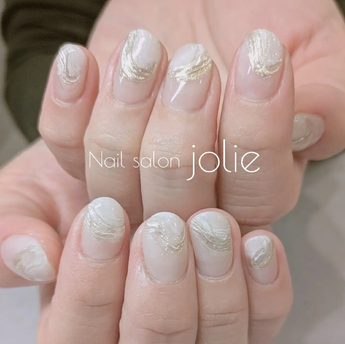 ネイル ニュアンスネイル ホワイト ハンドネイル jolie ISIHARAのネイルデザイン
