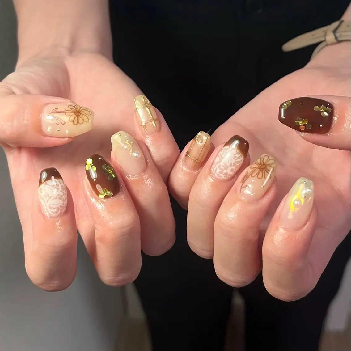 ネイル ハンドネイル フットネイル neroria nailのネイルデザイン