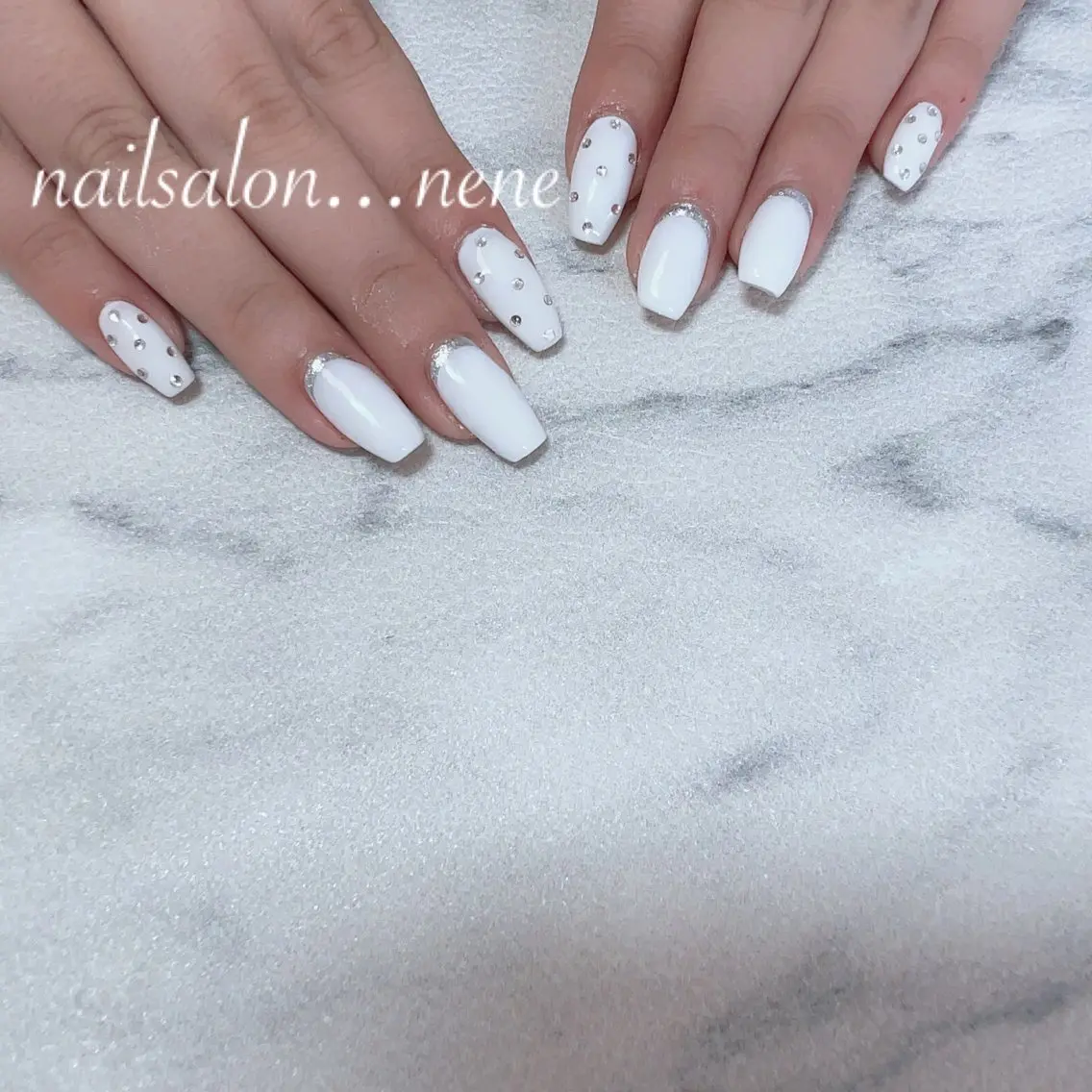 ネイル ホワイト nailsalon ...neneのネイルデザイン