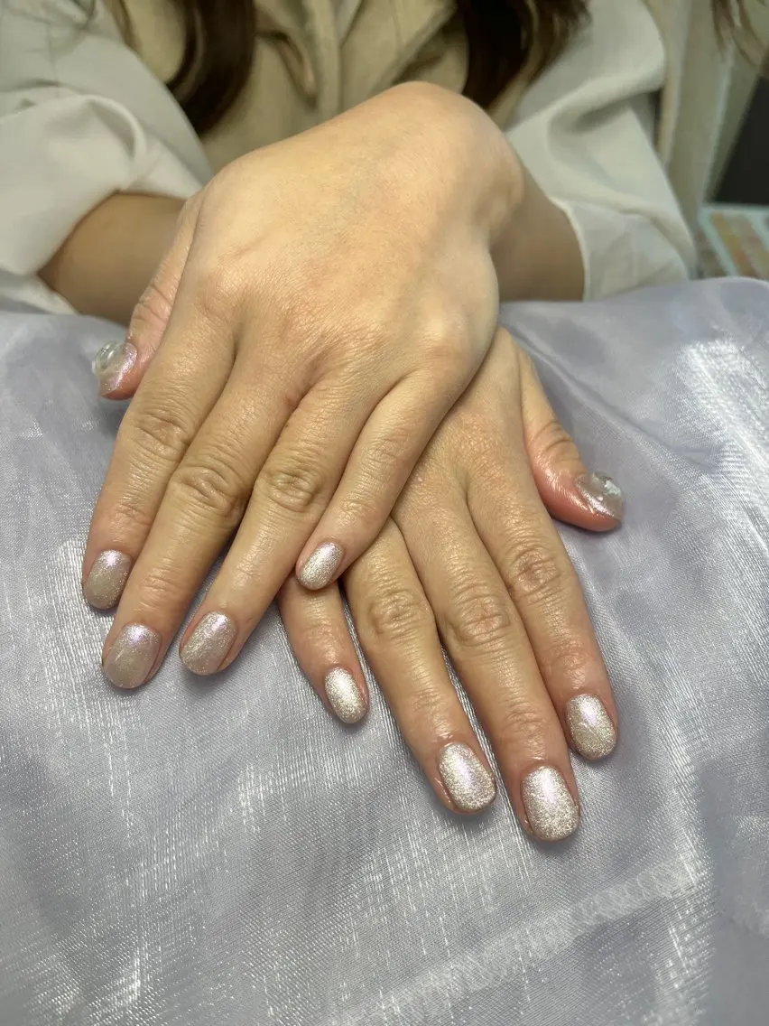 ネイル ハンドネイル ongles chicのネイルデザイン