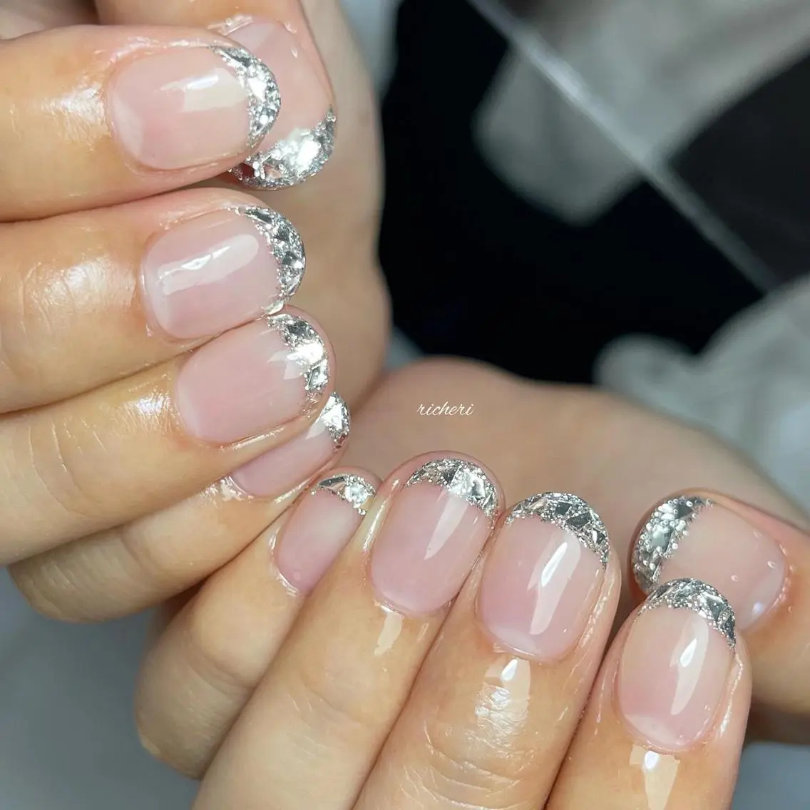 ミディアム ネイル 韓国風ヘア アートネイル フットネイル フレンチネイル ジェルネイル richeri beautyのネイルデザイン