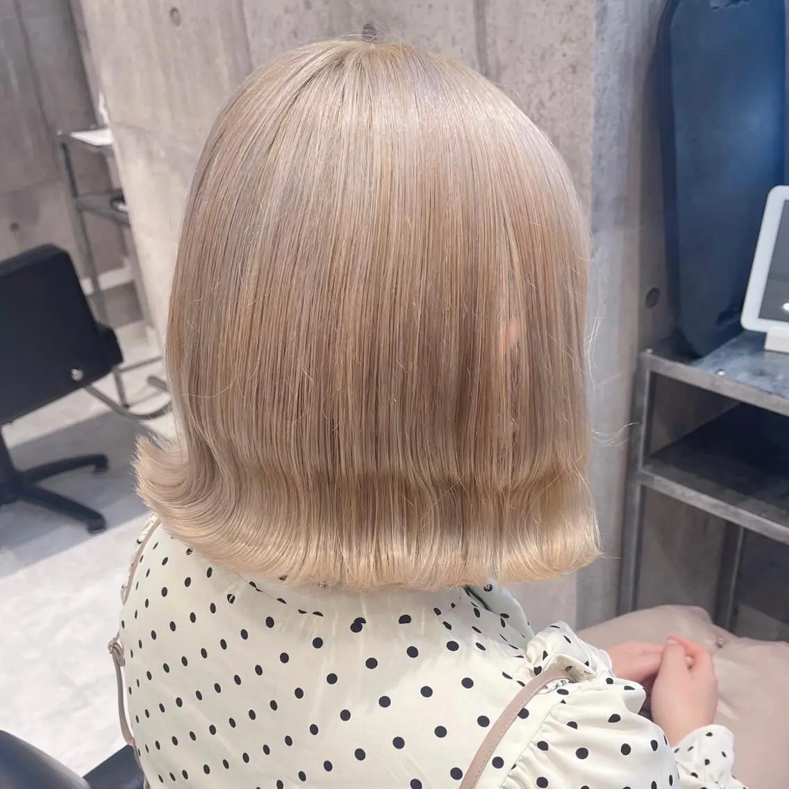 ショート カラー パーマ ヘアアレンジ メンズ キッズ ネイル マツエク・マツパ アイブロウ 🎀ハイトーンNo .1🩵NaGiSaのヘアスタイル