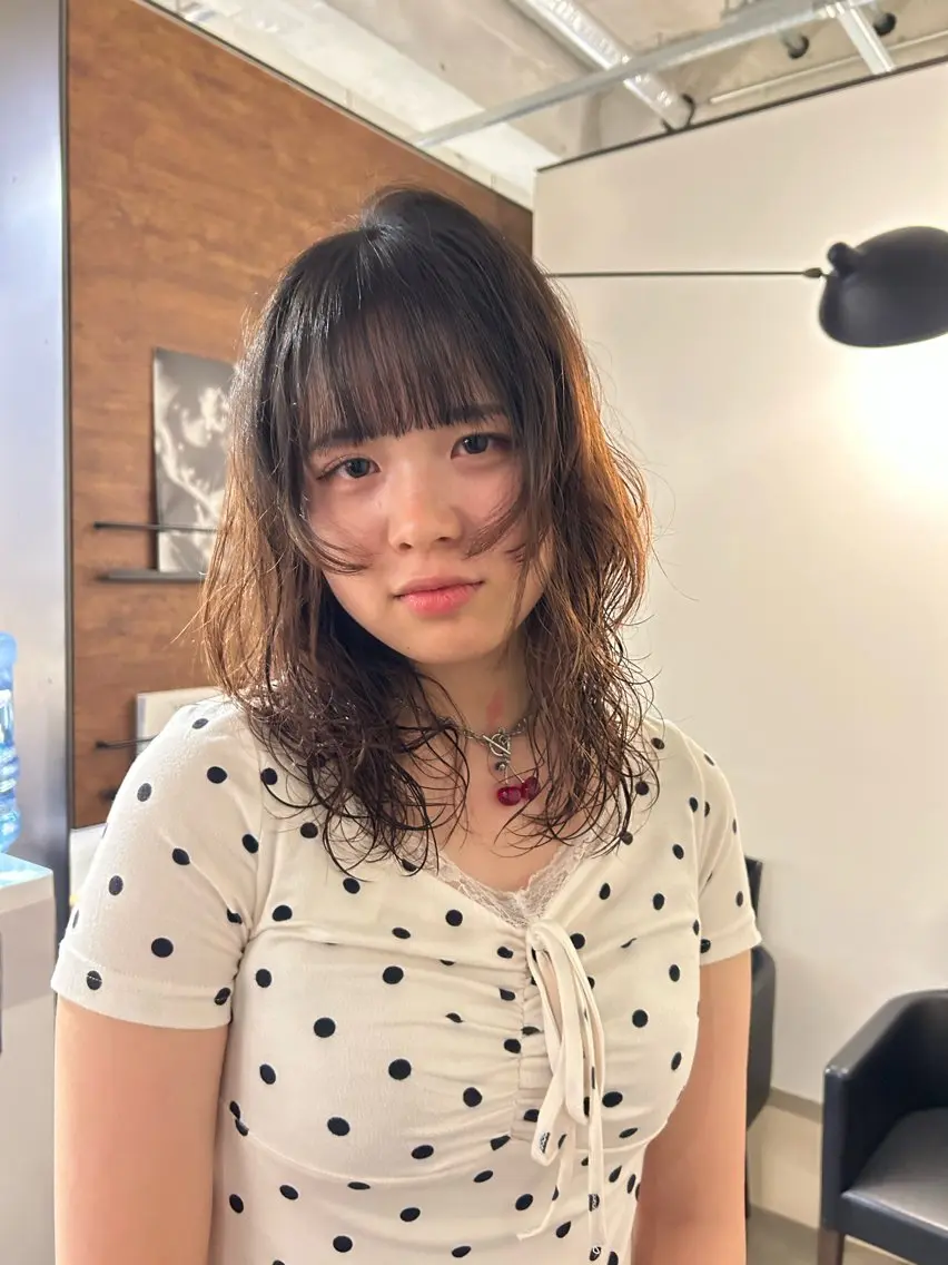 セミロング NanaKo 表参道 レイヤー/ハッシュのヘアスタイル