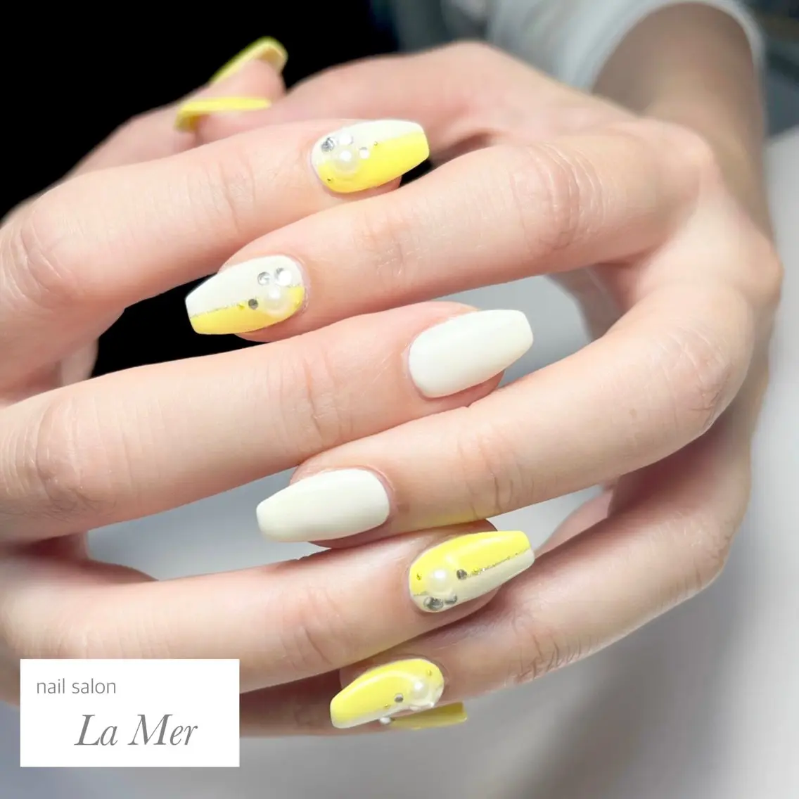 ネイル カジュアル ゴールド オフィスネイル シンプルネイル 春ネイル nailsalon La Merのネイルデザイン