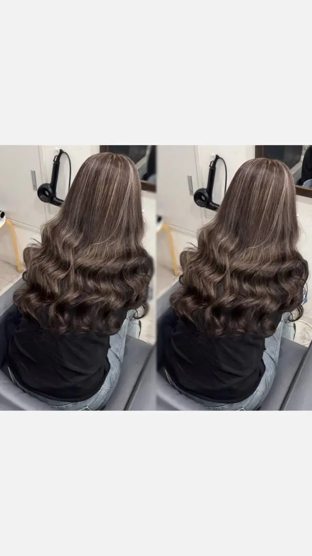 ロング カラー ハイライトカラー ハイライト ヘアカラー coco 横浜 なごみ🩷のヘアスタイル