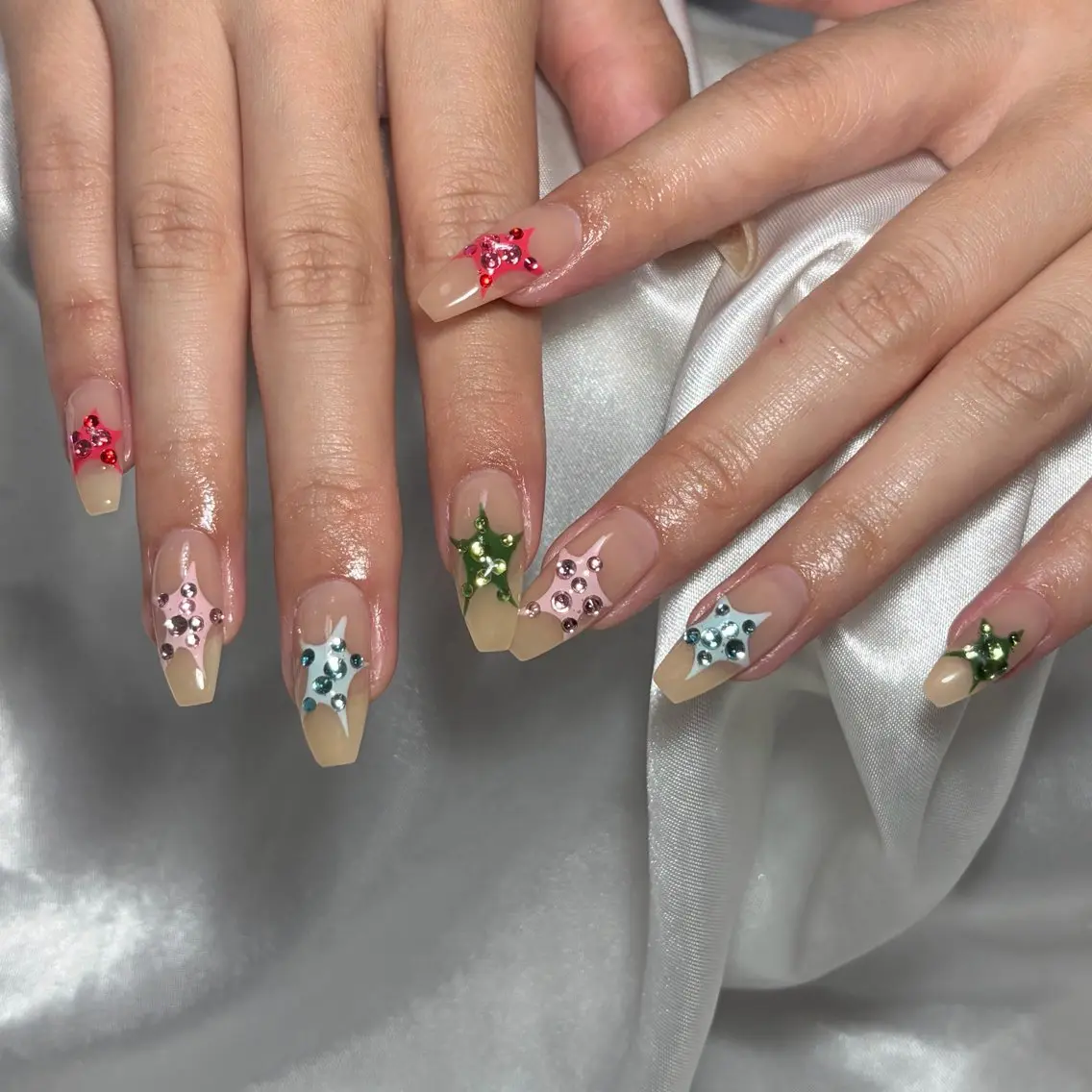 ネイル ハンドネイル nailroom sb𓈒𓂂𓏸のネイルデザイン
