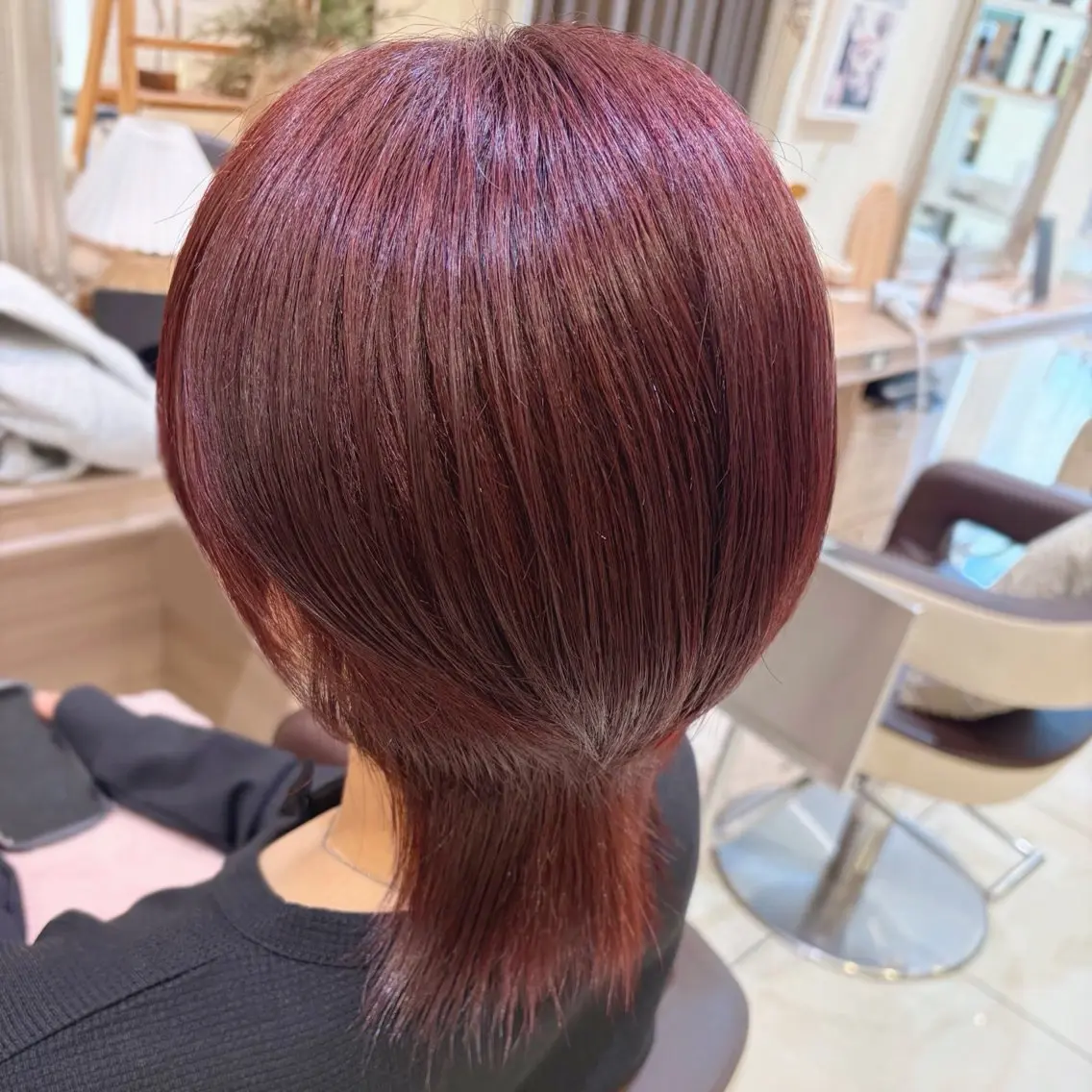 カラー 丸 美紀のヘアスタイル