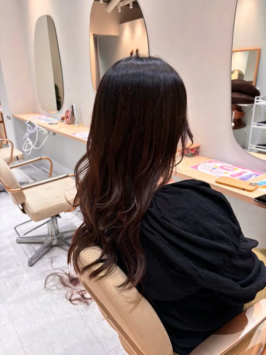 ロング レイヤーカット ロング ウルフカット 小林 琉花のヘアスタイル