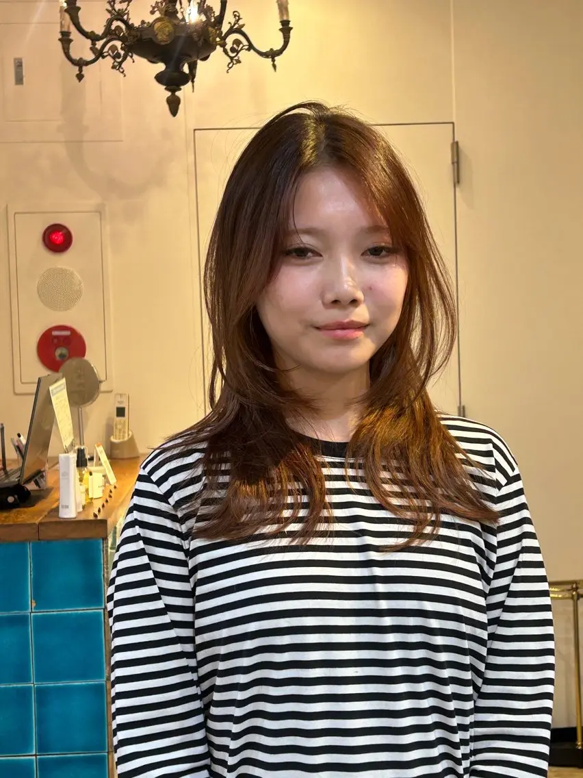 ミディアム カラー カット ヘアカラー トリートメント ナチュラル大人っぽい スタイル　MAORIのヘアスタイル