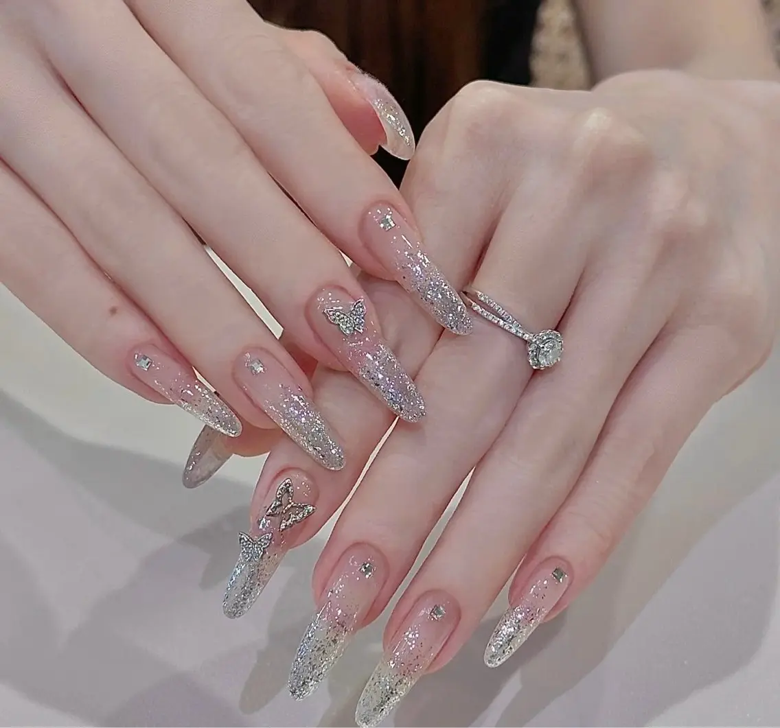 ネイル Rimi Nailアメリカ村のネイルデザイン