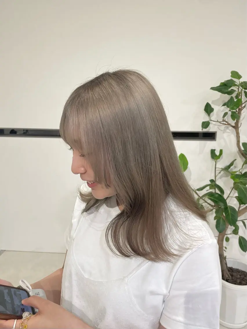カラー amoretto kiraのヘアスタイル
