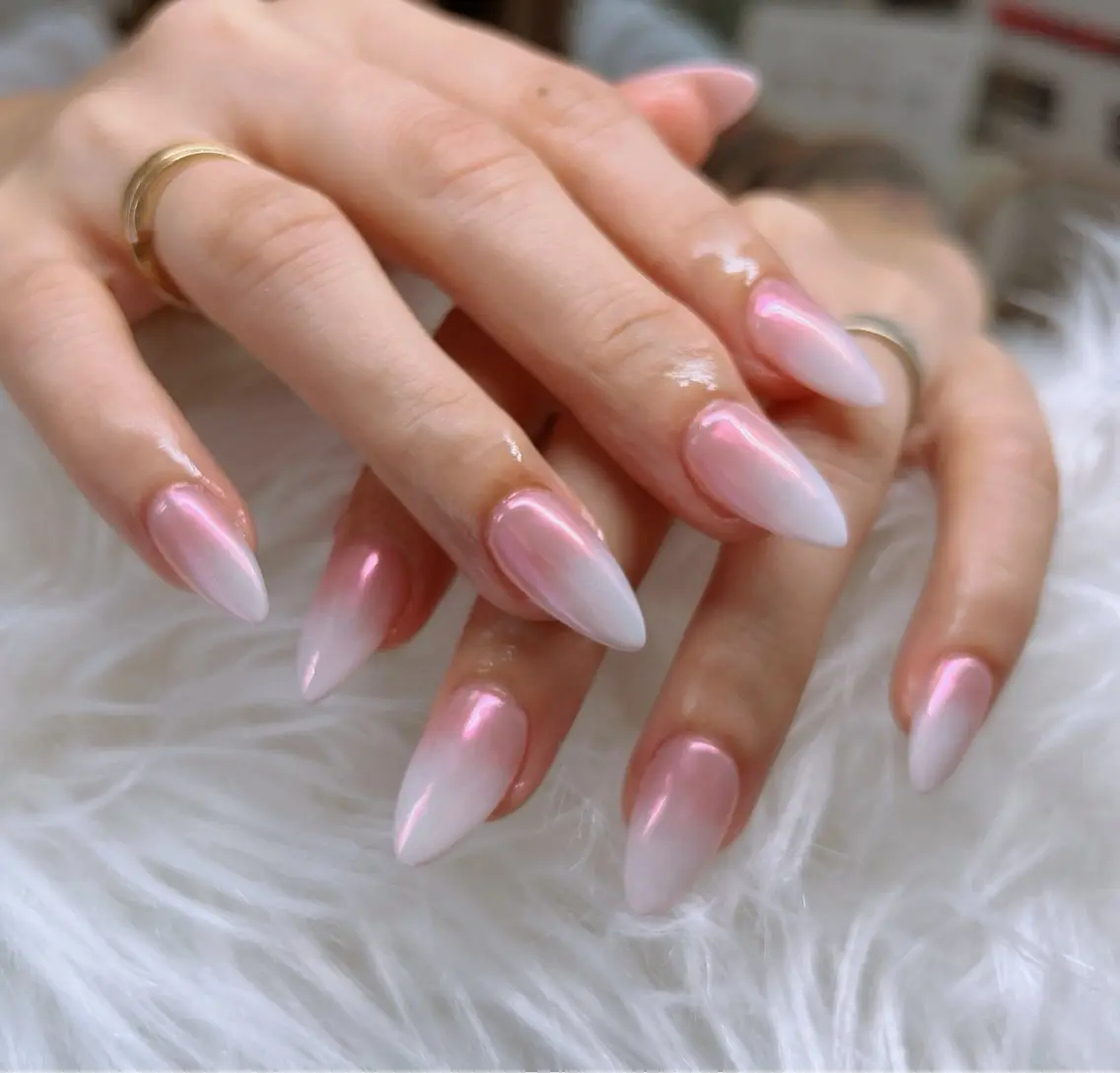 ネイル 長さ出し フットネイル フレンチネイル 韓国ネイル ロングネイル Lee _nailのネイルデザイン