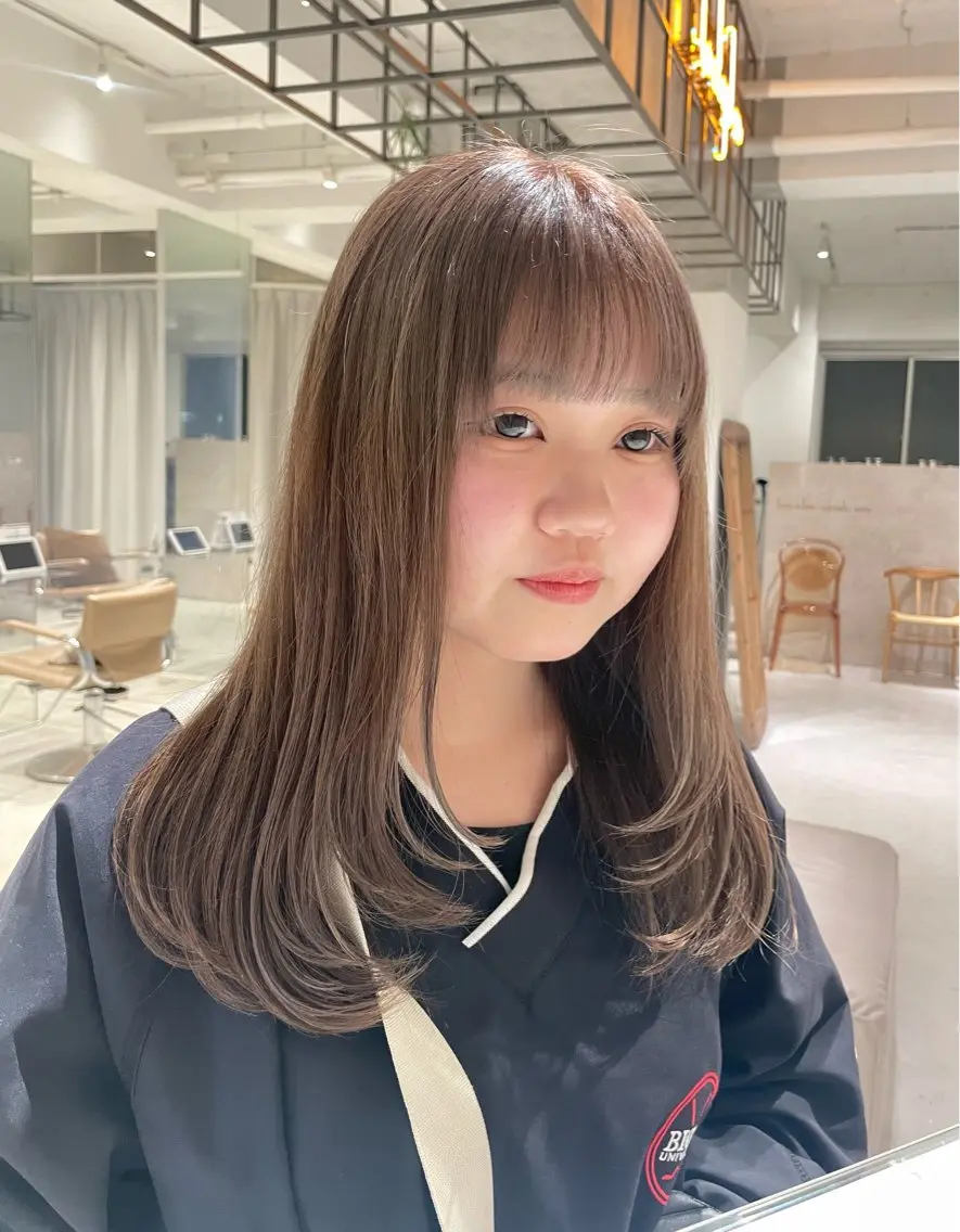 ミディアム カラー ヘアカラー トリートメント loely 💞miyuのヘアスタイル