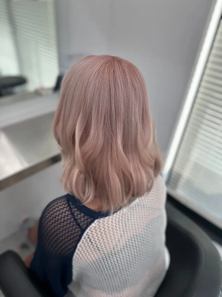 カラー girlな暖色ヘア 🪽🫧ハルナ🎀のヘアスタイル