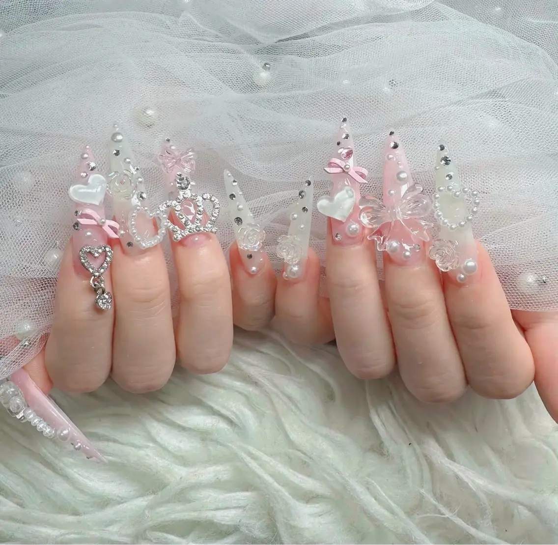 ネイル フットネイル フレンチネイル グラデーション 韓国ネイル ロングネイル ハンドネイル Hani Nail Salonのネイルデザイン