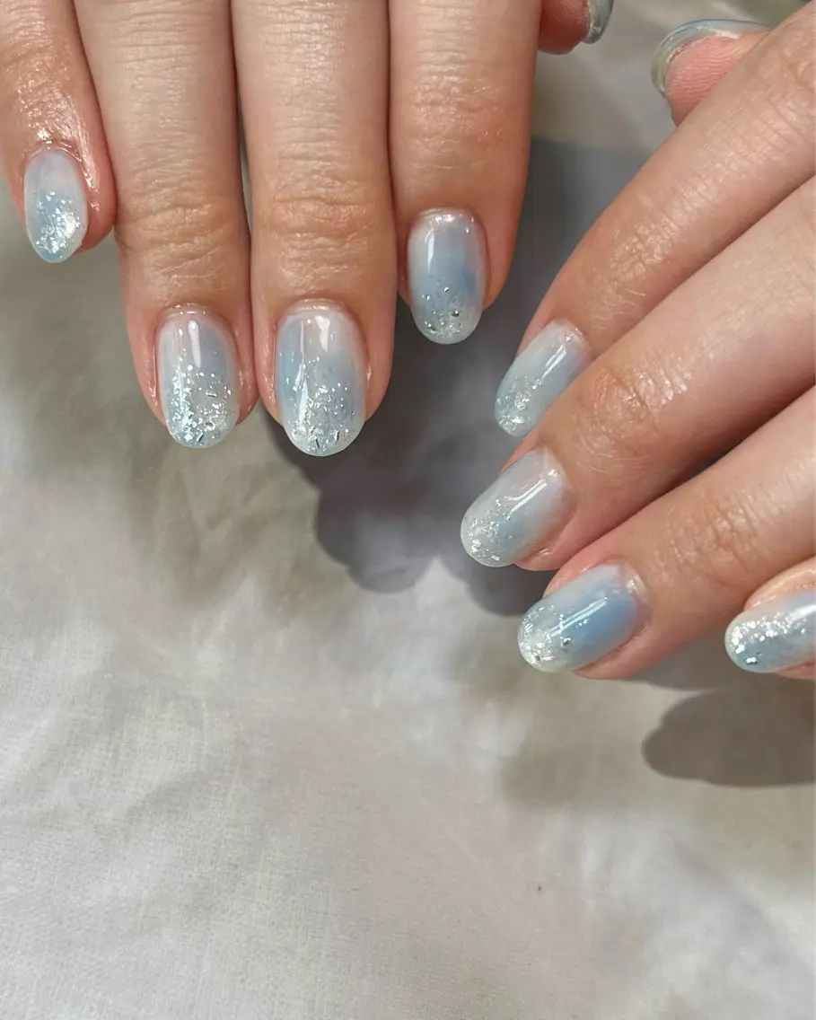 ネイル 水色 持ち込み ニュアンスネイル ハンドネイル Reflection marikoのネイルデザイン