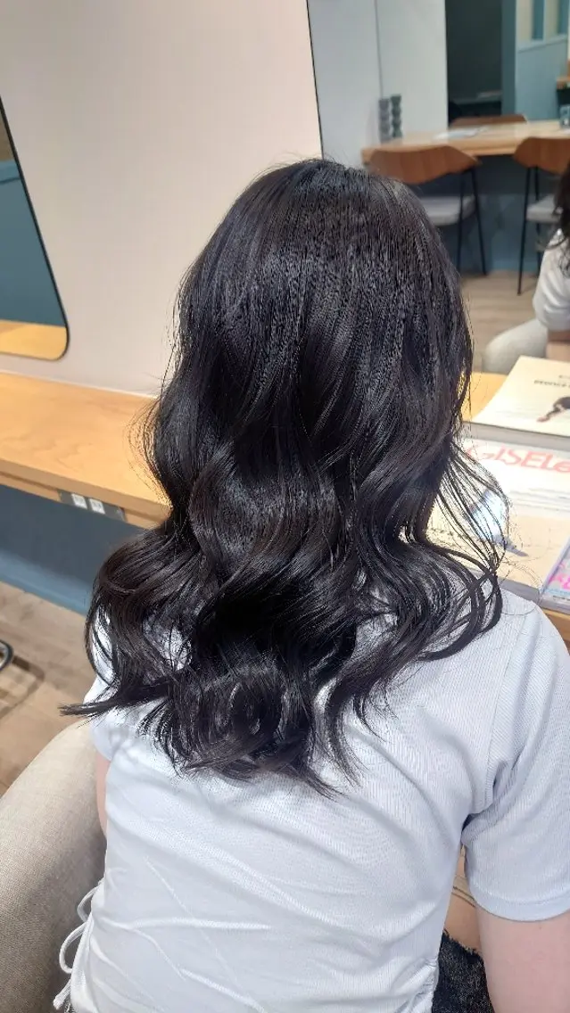 ロング カラー ヨシンモリ レイヤーカット 田中将平【 サロンマネージャー】のヘアスタイル