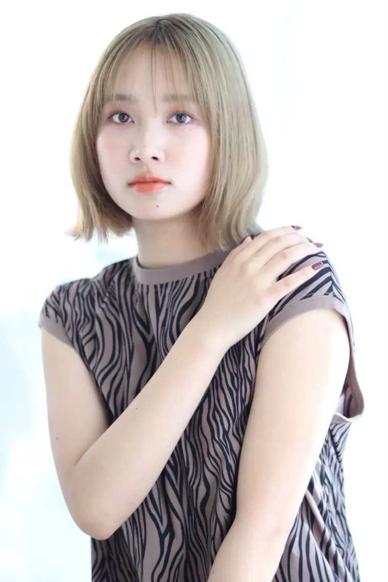 ショート 﨑山莉里香🎀 カラーモデル募集のヘアスタイル