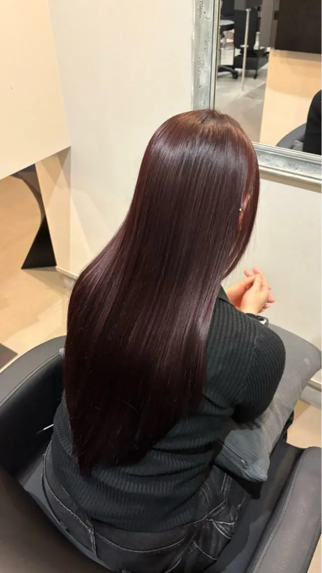 ロング カラー ラベンダーカラー レッドカラー ヘアカラー 💌ᩚ髪質改善/縮毛 /セイカ🪽ྀིのヘアスタイル