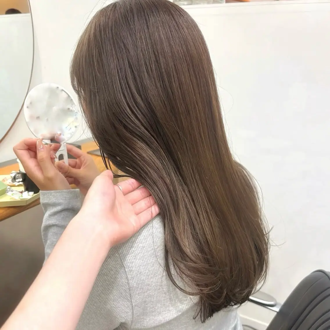 ロング 立川【アンニュイ/ エレガント】菜々子のヘアスタイル