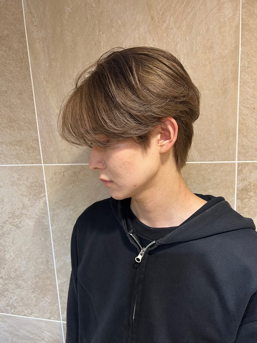 メンズ センターパート メンズハイライト メンズ韓国風 メンズパーマ 刈り上げ カット ヘアカラー ✨men's特化 kyousukeのヘアスタイル