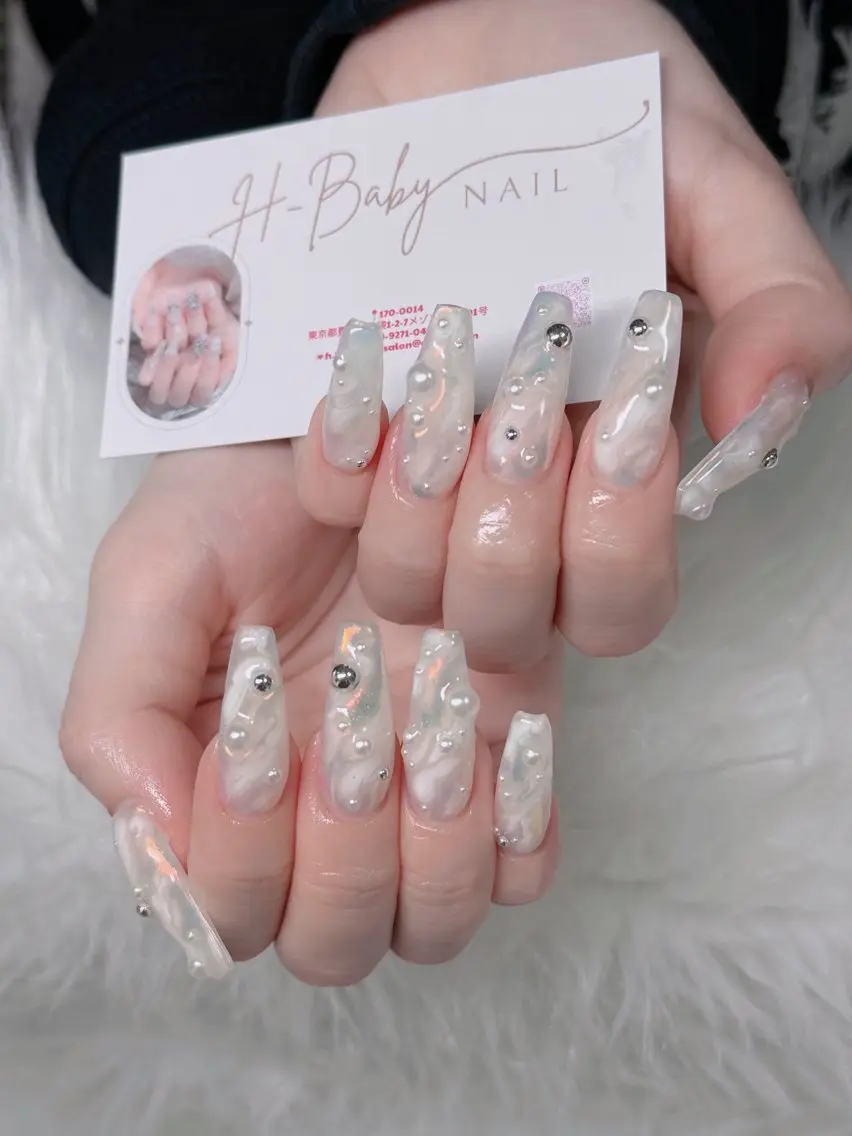 ネイル オーロラネイル フレンチネイル ジェルネイル ハロウィン キラキラネイル ハンドネイル H.baby Nail Salonのネイルデザイン