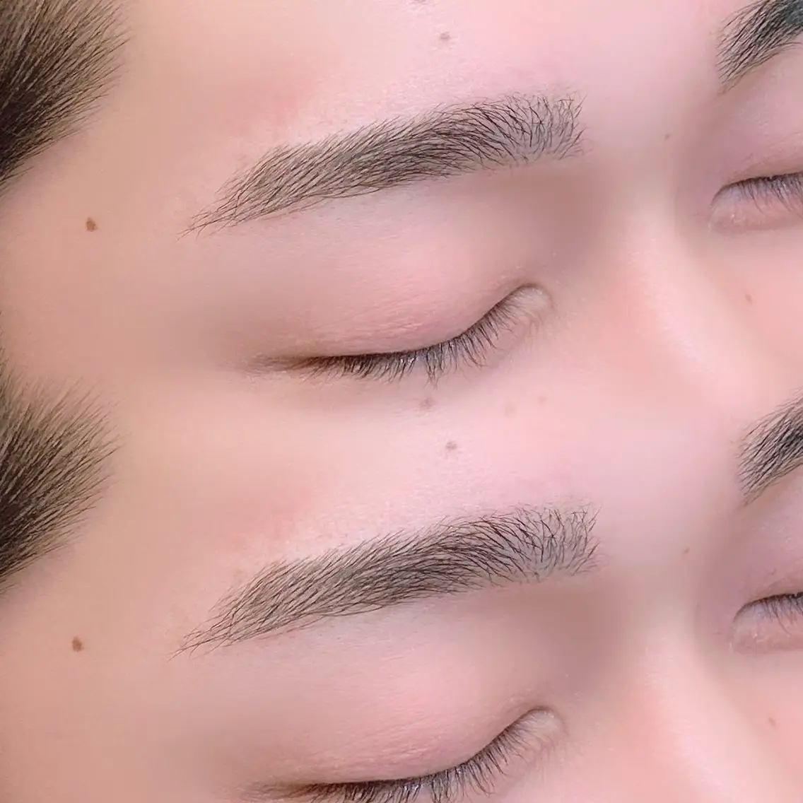 《🧑🏼🦱メンズの方🧑🏼🦱》 🍀アイブロウWAX🍀 /再来様 ¥4500 /土日祝+500円の写真