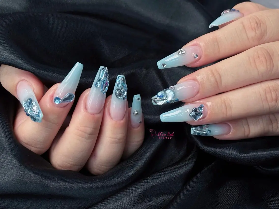 ネイル 桜ネイル 長さ出し フラワーネイル フレンチネイル ジェルネイル ハンドネイル ACon NailSalonのネイルデザイン