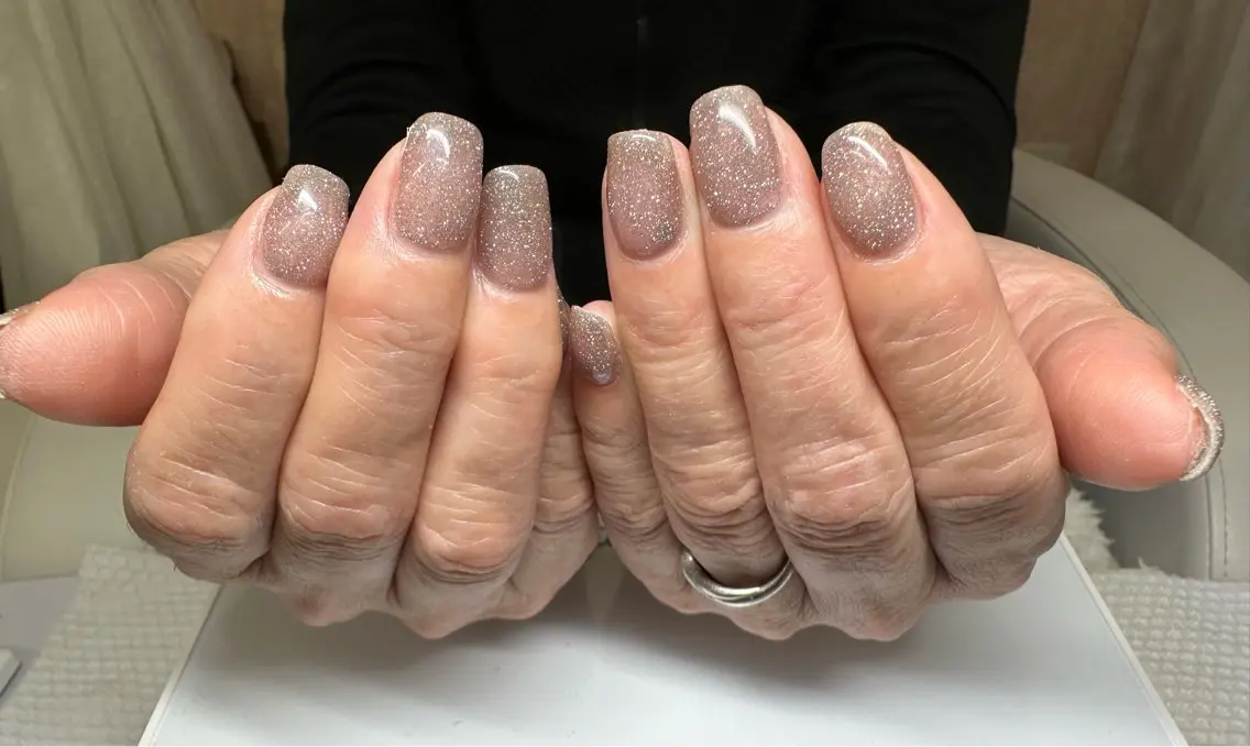 ネイル ハンドネイル AOAQUA SHIORIのネイルデザイン
