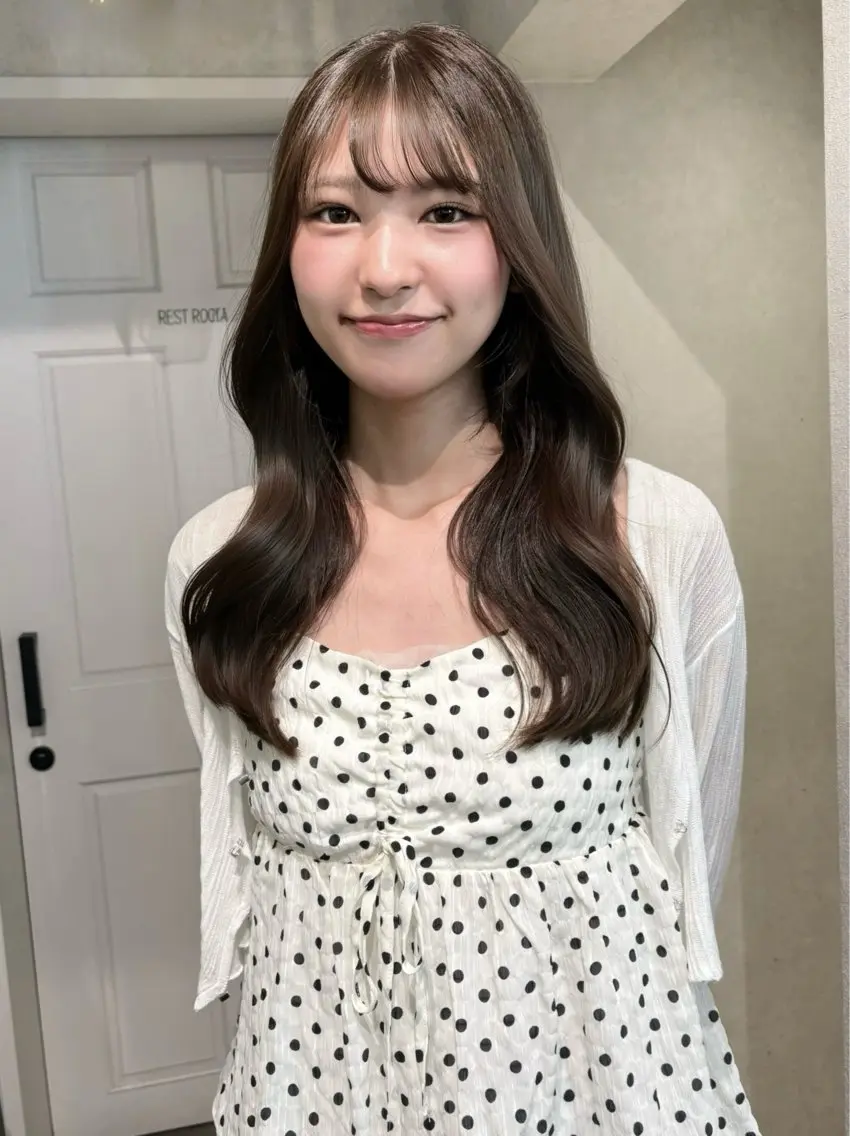 セミロング ヘアカラー 透明感モテスタイル 💞SHIORI💞のヘアスタイル