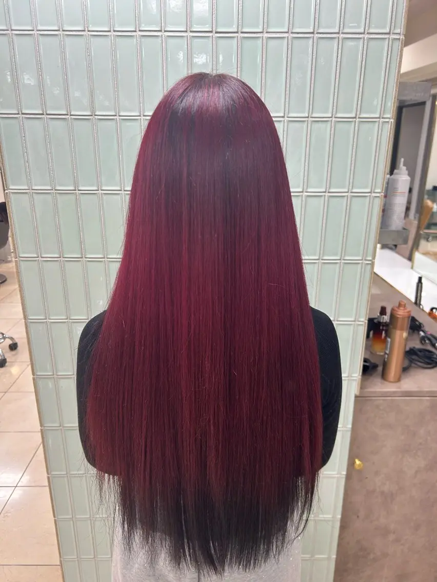 ロング カラー 秋山 果凜のヘアスタイル