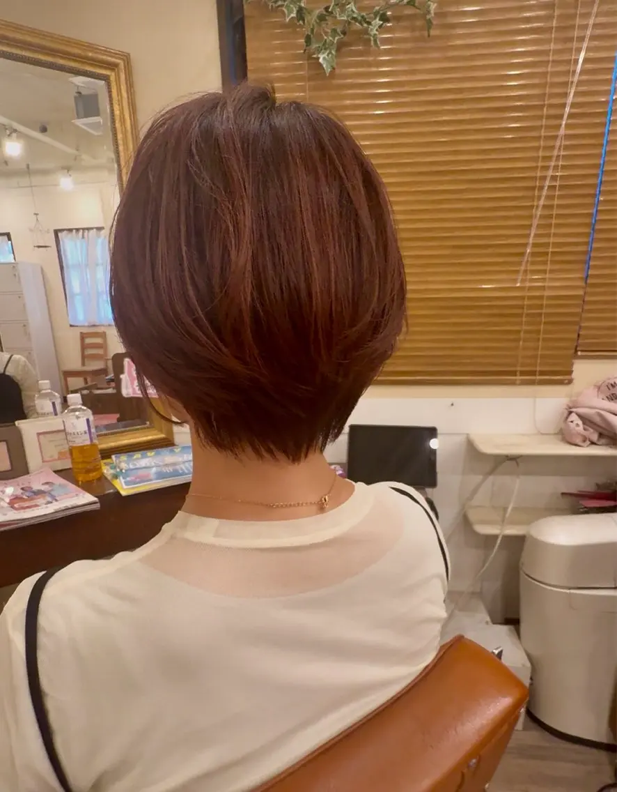 ショート 河本 愛花のヘアスタイル