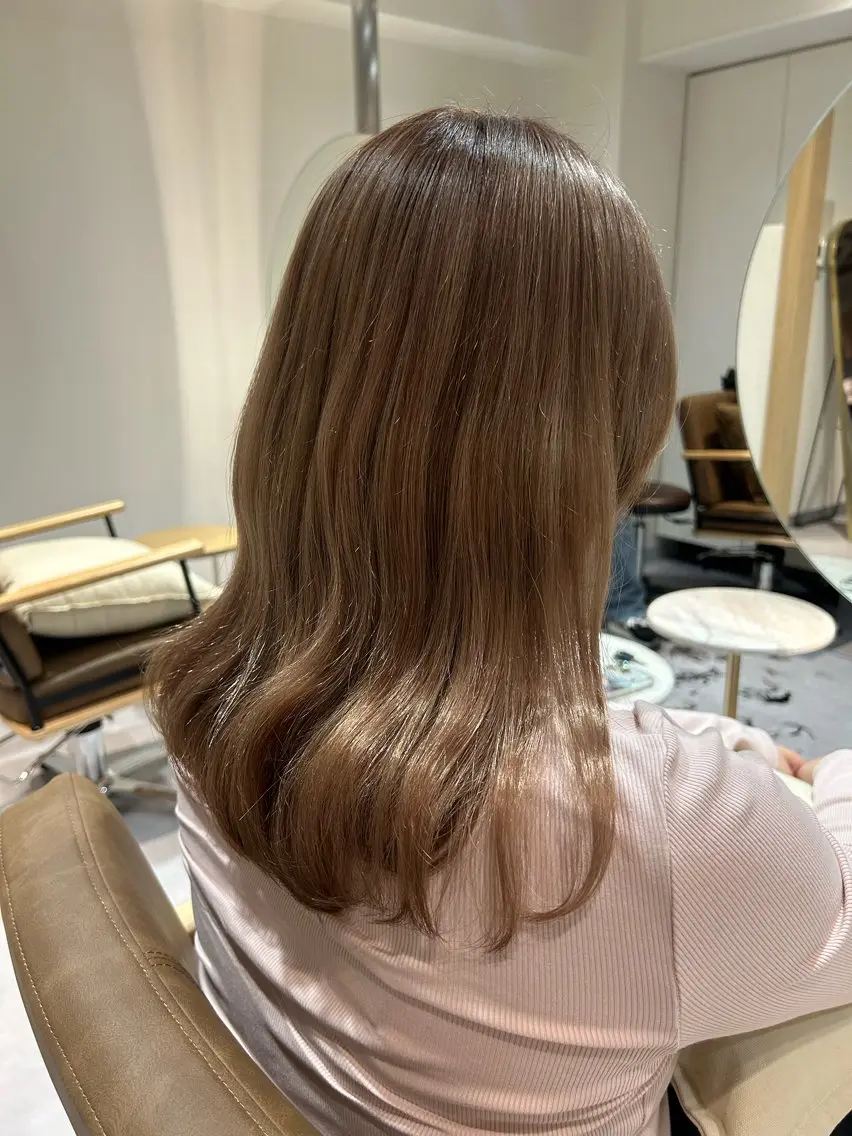 カラー 新井 心菜のヘアスタイル