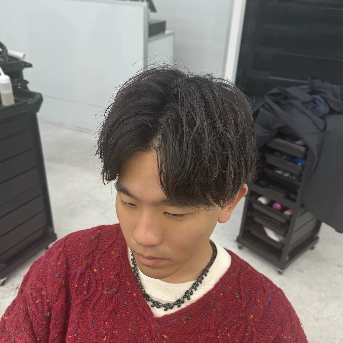ショート パーマ メンズ センターパート メンズパーマ ショートヘア スパイラルパーマ カット パーマ 柏メンズカットパーマ NO.1タイチのヘアスタイル