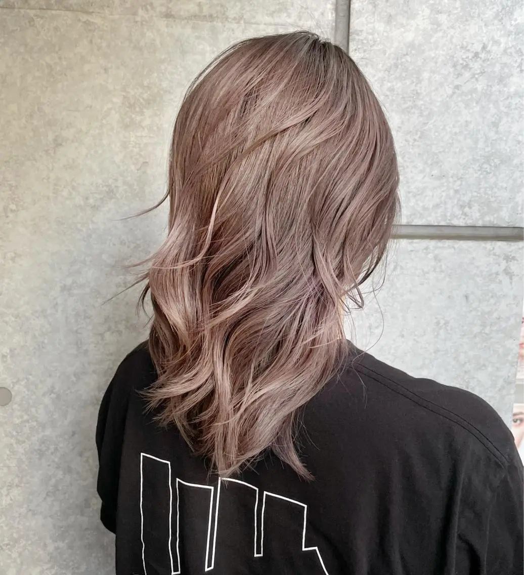 セミロング カラー ヘアアレンジ カット ヘアカラー トリートメント 池袋髪質改善×レイヤ ー専門MATSUのヘアスタイル