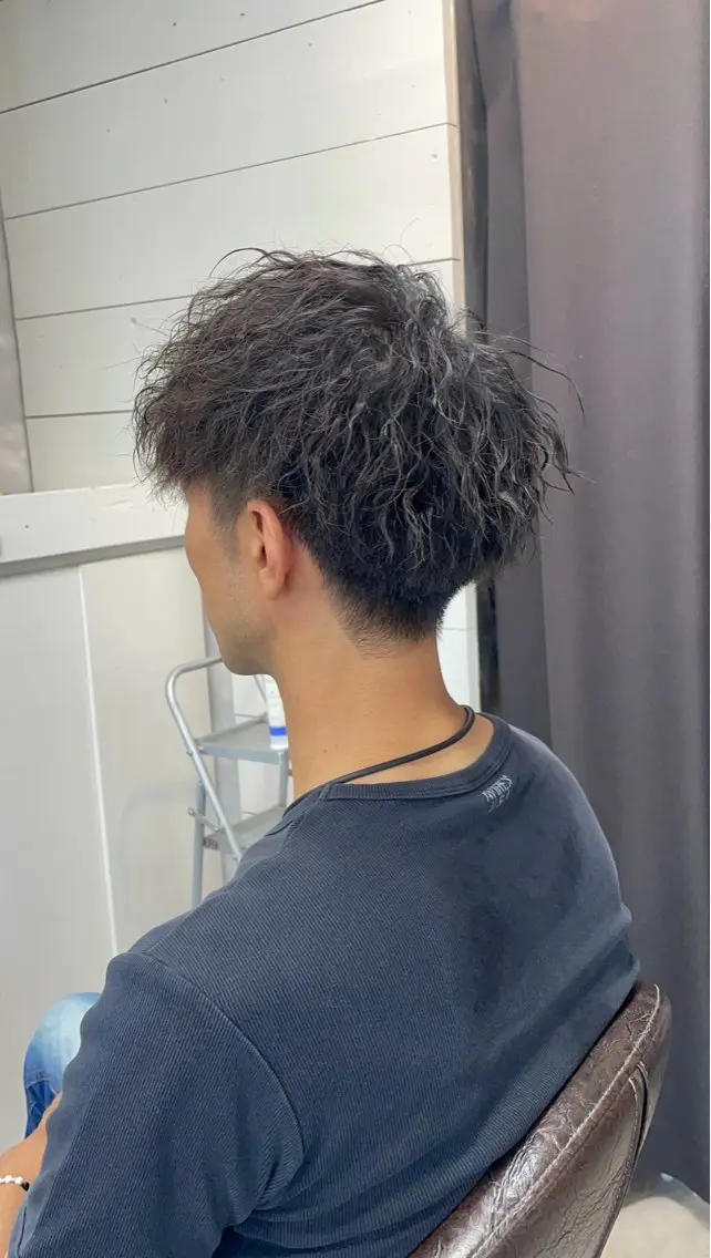 メンズ カット パーマ 似合わせカット✂️ 赤阪 隼🐧のヘアスタイル