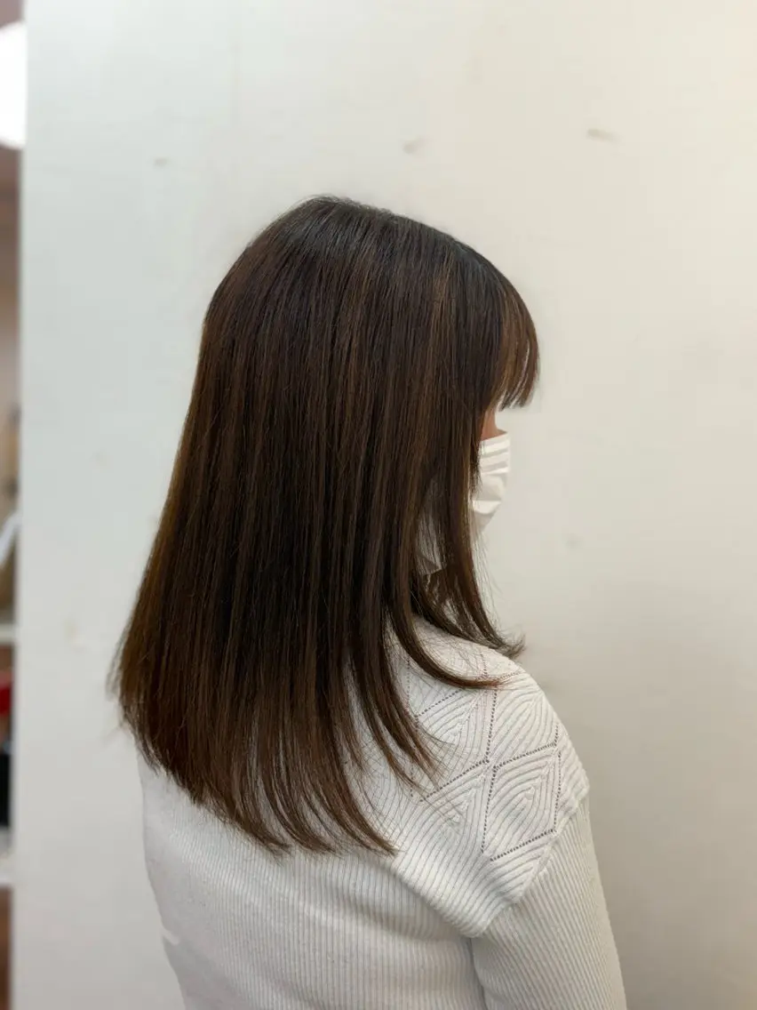 ロング ロングレイヤー レイヤーカット ロング 冨田 豊のヘアスタイル