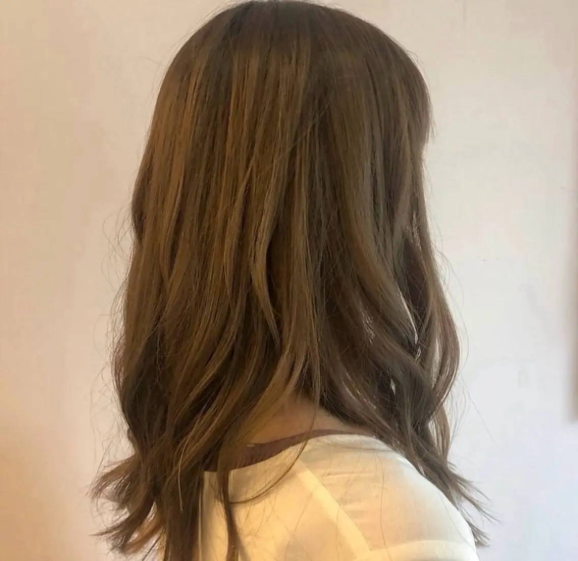 ミディアム カラー ママ美容師 Tsuchiyaのヘアスタイル