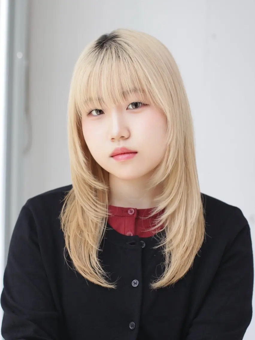 ミディアム レイヤーカット 中西 美聖のヘアスタイル