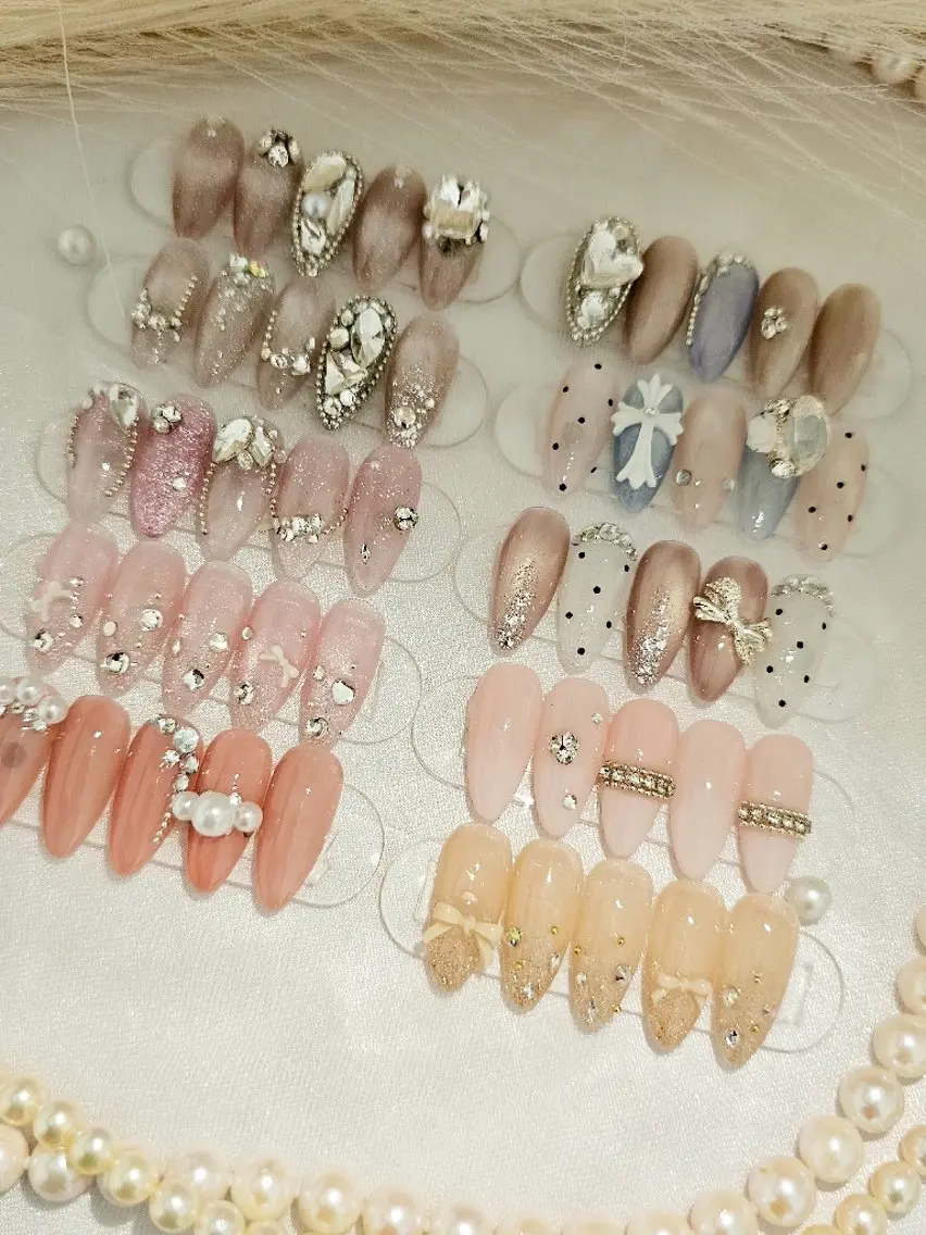 ネイル アートネイル Ra: Nail   라: 네일のネイルデザイン