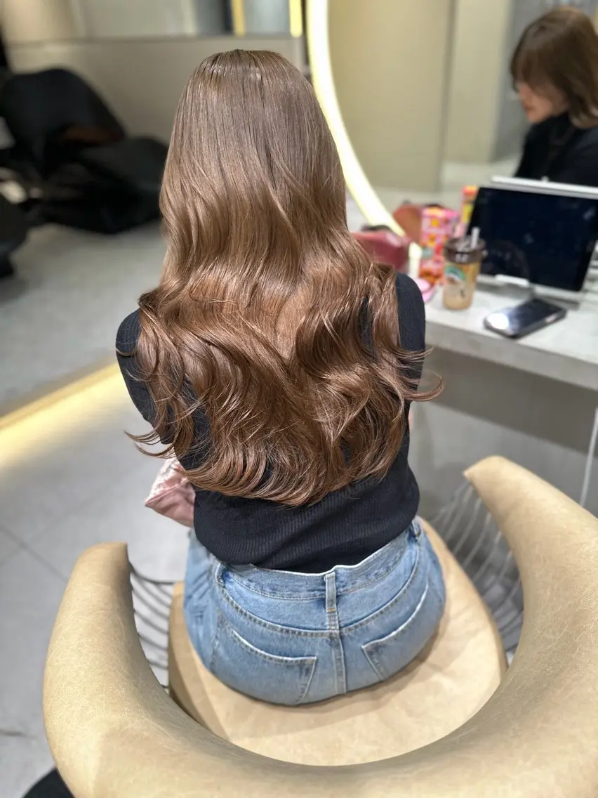 セミロング カラー カット ヘアカラー トリートメント 《髪質改善✖️オリー ブ🧸》小嶋拓也のヘアスタイル