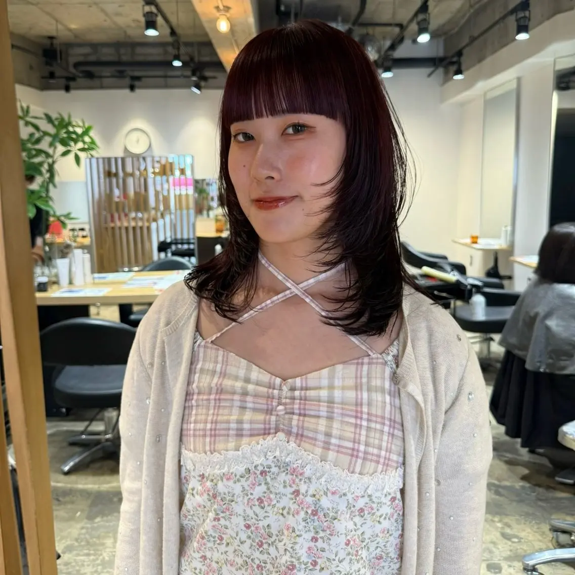 ミディアム 似合わせカット💫 sayaのヘアスタイル
