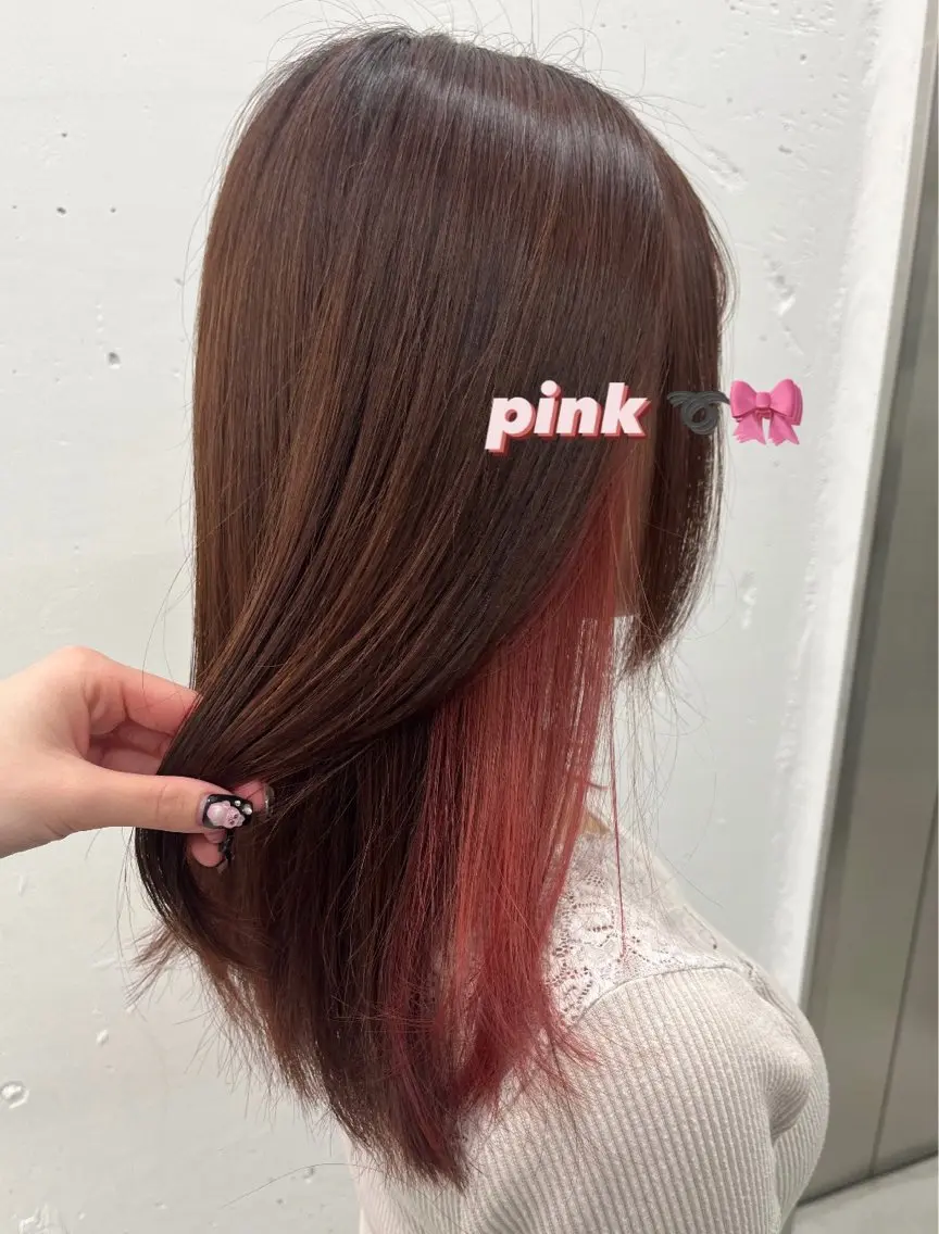 ロング カラー イヤリングカラー ピンクカラー ヘアカラー トリートメント 🫧‪Ameri🫧 Emma ecoleのヘアスタイル