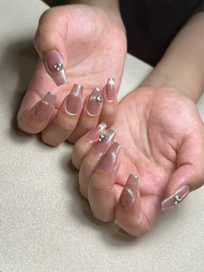 ネイル フレンチネイル マグネットネイル マグネットフレンチ シンプルネイル ハンドネイル megu_ kanoanailのネイルデザイン