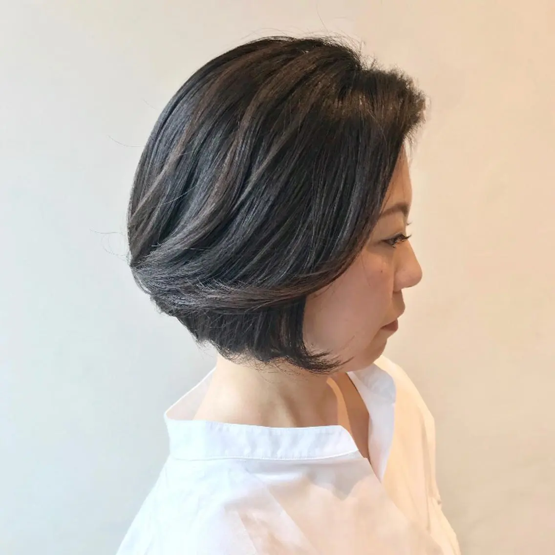 ショート カラー ヘアアレンジ ボブ レイヤーカット 小林 佳祐のヘアスタイル
