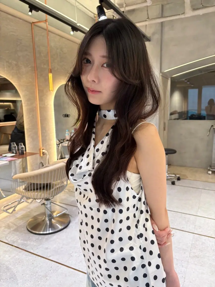 ロング カット ヘアカラー トリートメント 仙台Ｉ韓国レイヤー Ｉ髪質改善Ｉ伊藤拓海のヘアスタイル