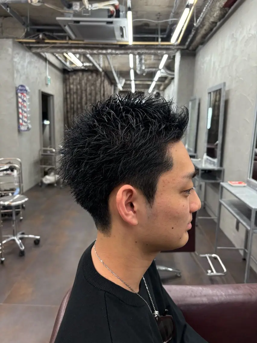 ショート メンズ スパイキーショート ショートヘア 西田 龍我のヘアスタイル