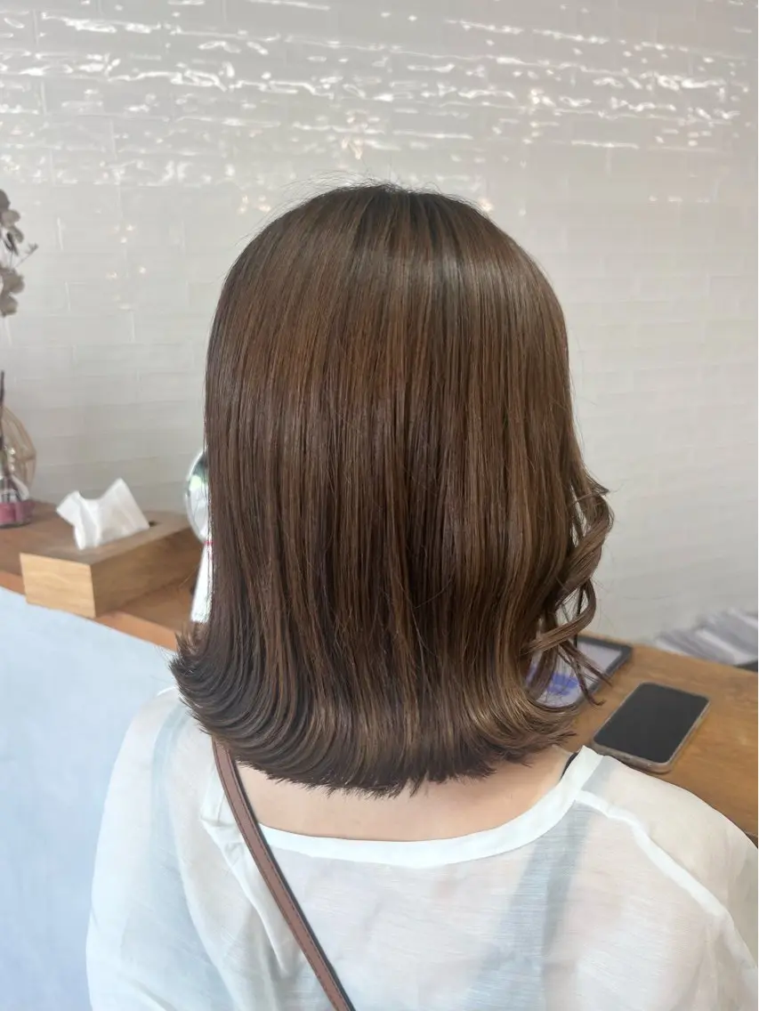 ミディアム カラー ボブ レイヤーカット カット トリートメント sol. ayakaのヘアスタイル