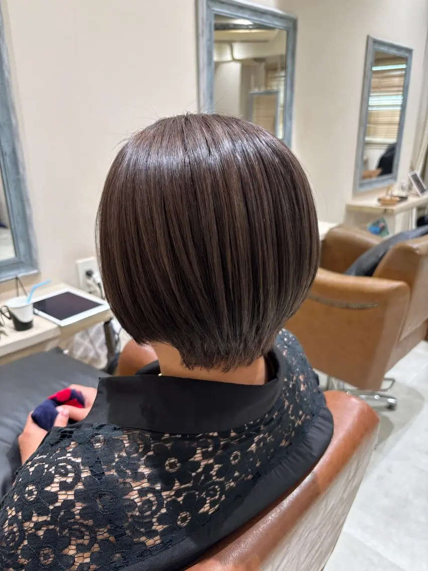 ショート カット ヘアカラー FRAME ASUKAのヘアスタイル